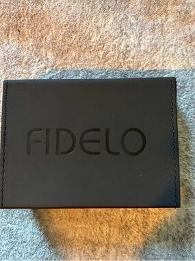 Fidelo Black Leather Card & Key Holder - Sleek Everyday Organizer